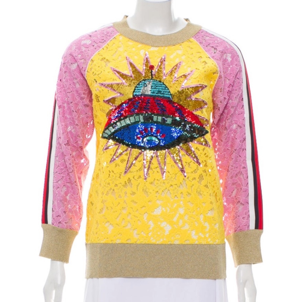 Sold out Gucci UFO top